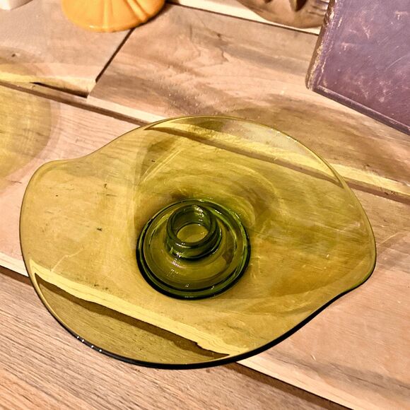 Viking Epic Glass Avocado Green Tapered Candle Holders - Pair - Vintage 1950s-19 - Picture 4 of 4